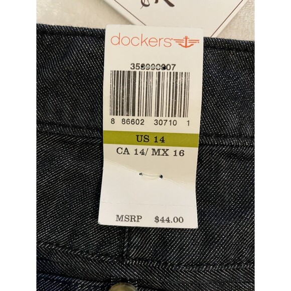Dockers Bermudas Women's Truly Slimming Jean Shorts Size 14 Blue Dark Wash New - Picture 6 of 9